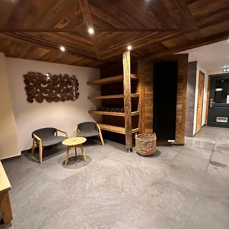 Apartment Grande Marmotte, Aux Pieds, Le Refuge Du Montagnard, Arc 1950 *